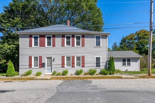 23 Carter St, Hudson, MA 01749