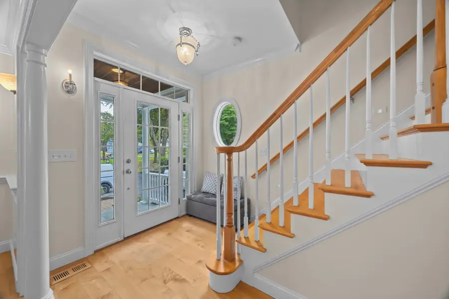 75 Spring St, Shrewsbury, MA 01545 - #3