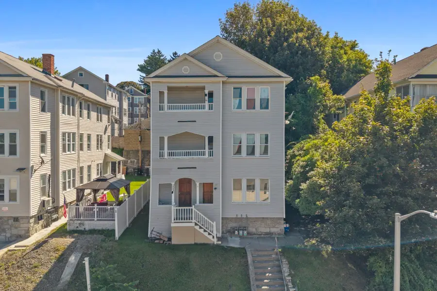 169 Perry Ave, Worcester, MA 01610 - #2