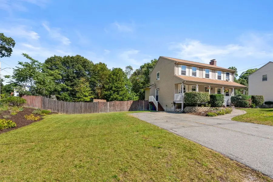 6 Cumberland St, Attleboro, MA 02703 - #2