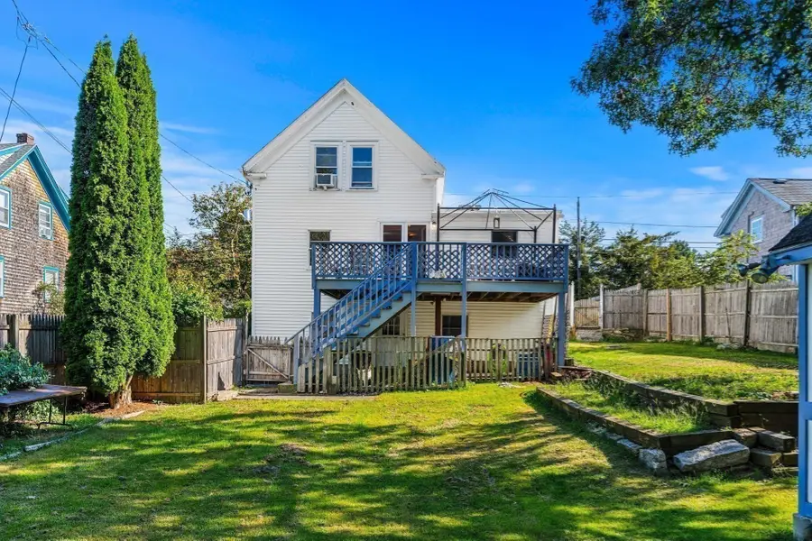 38 Pigeon Hill St, Rockport, MA 01966 - #2