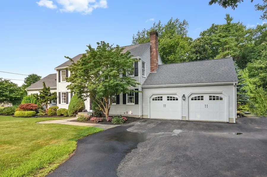 82 Bellingham Rd, Blackstone, MA 01504 - #3