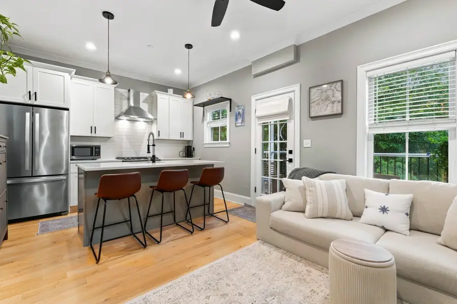 138 Trenton St #2, Boston, MA 02128 - #2