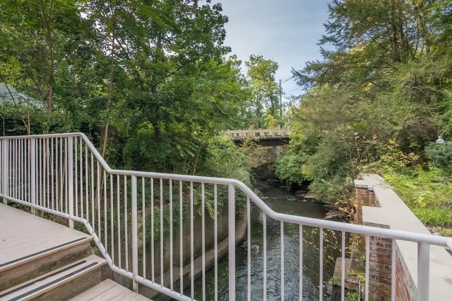 124 College Street #2, South Hadley, MA 01075 - #2