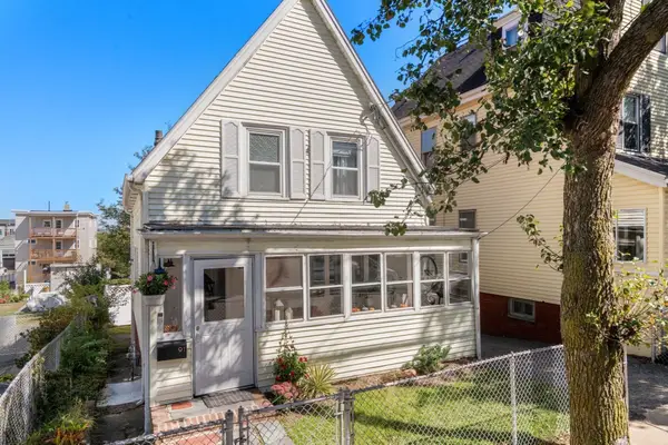 91 Heath St, Somerville, MA 02145