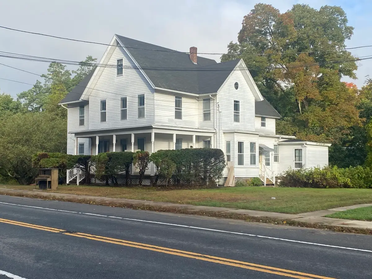 830 Main St, Warren, MA 01083 - #1