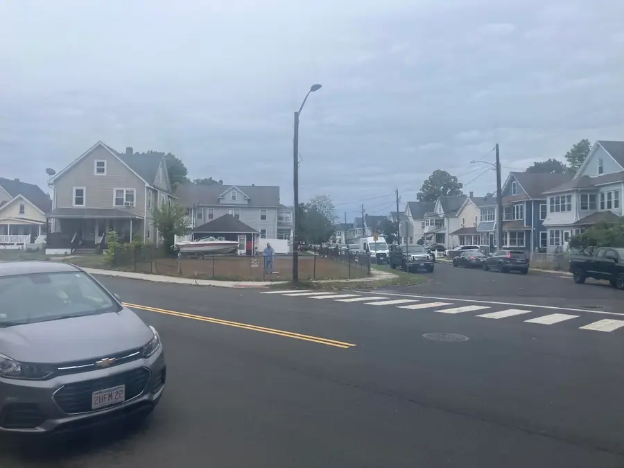 57 Home St, Springfield, MA 01104 - #2