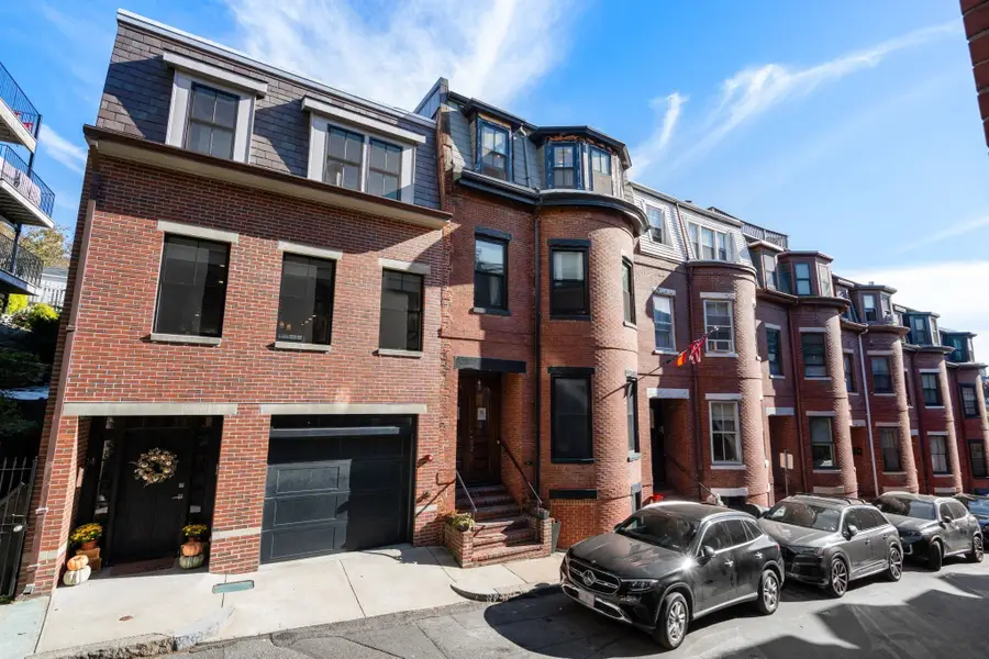 14 Lawnwood Place, Boston, MA 02129 - #2