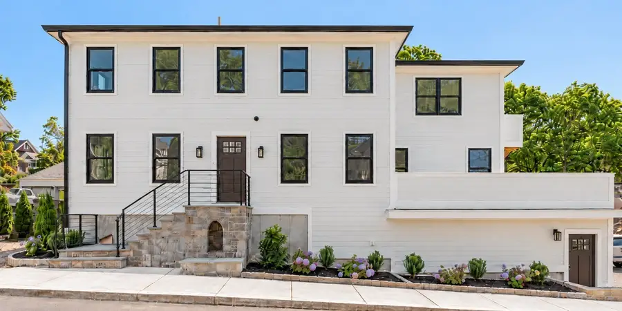 13 Hammond Street #1, Gloucester, MA 01930 - #2
