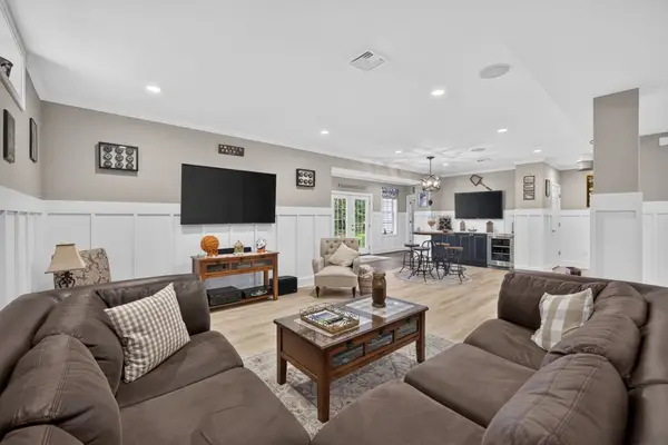 11 Saddleback, Plymouth, MA 02360