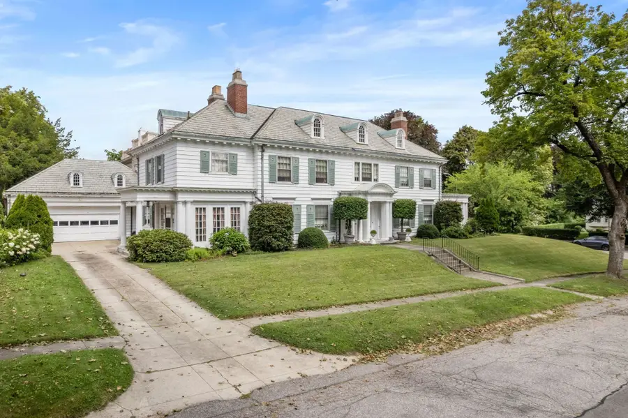 2 Military Rd, Worcester, MA 01609 - #2