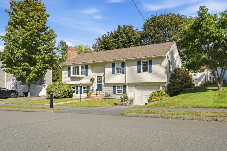 136 Maplewood Rd, Lynn, MA 01904 - #2