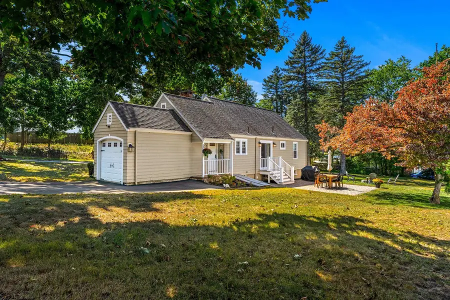 189 Prospect St, Wakefield, MA 01880 - #3