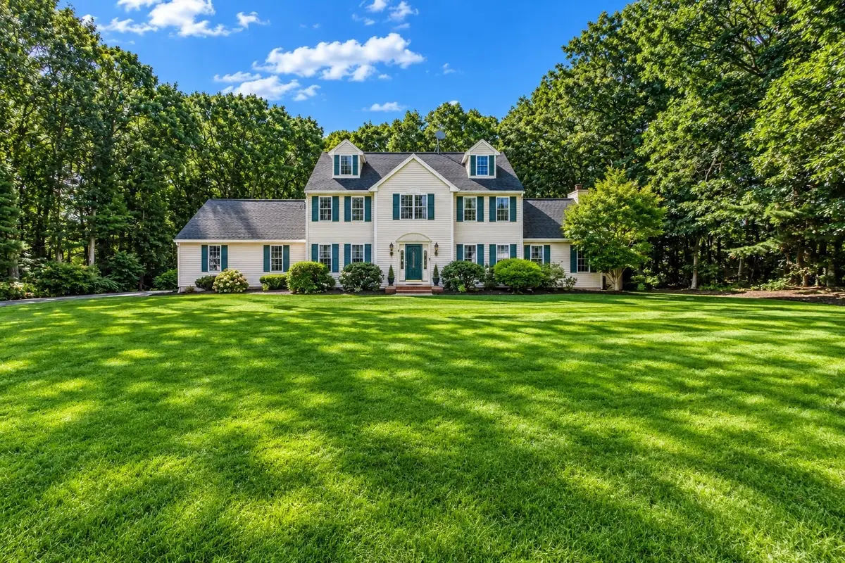 4 Dorset Drive, East Walpole, MA 02032 - #1