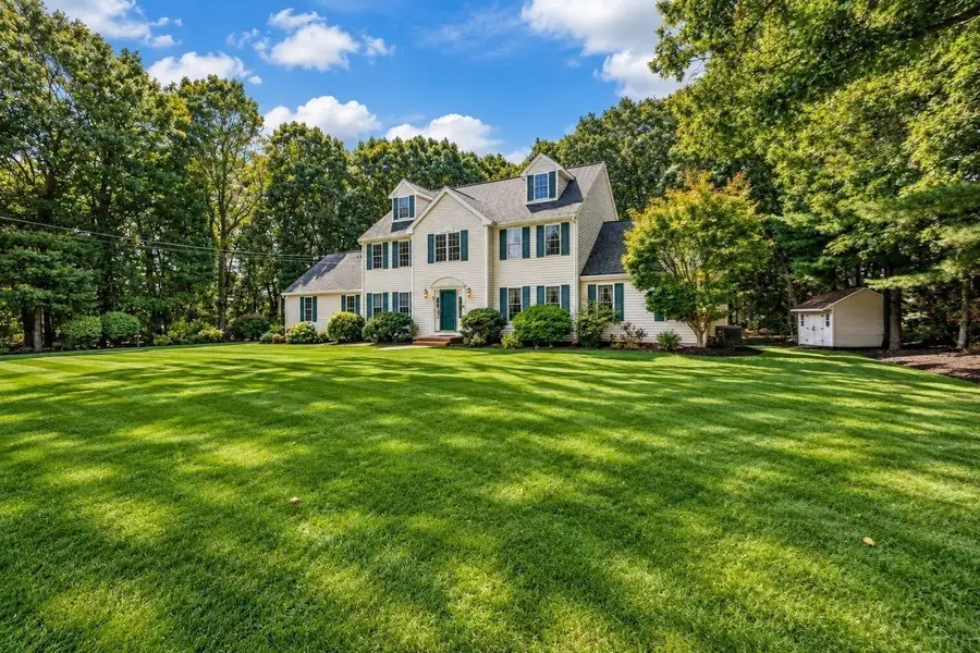 4 Dorset Drive, East Walpole, MA 02032 - #2
