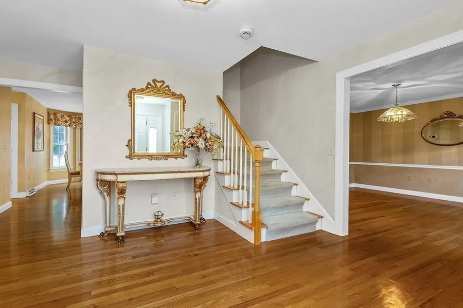 4 Dorset Drive, East Walpole, MA 02032 - #3