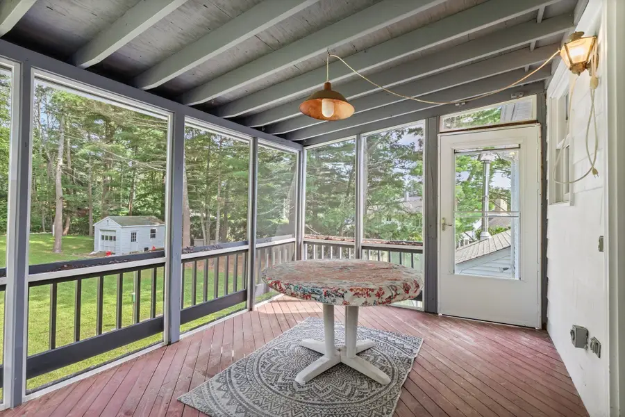 6 Tracey St, Acushnet, MA 02743 - #2
