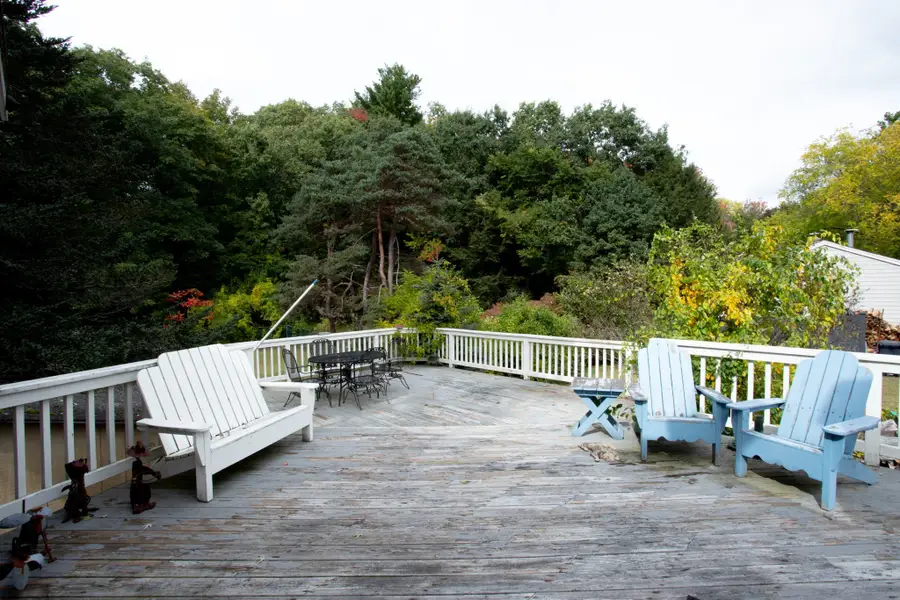 1093 Wachusett St, Holden, MA 01520 - #3