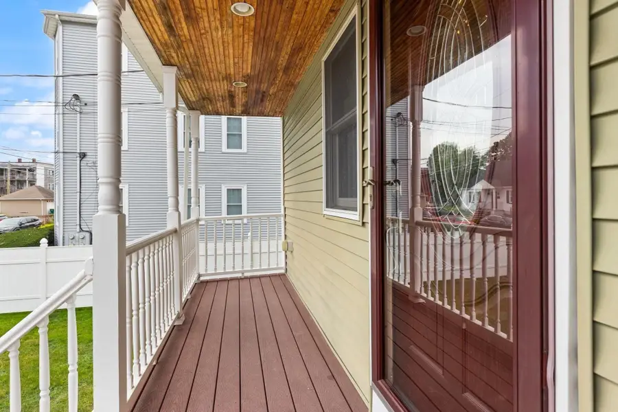 16 Saint James Ave, Norwood, MA 02062 - #3