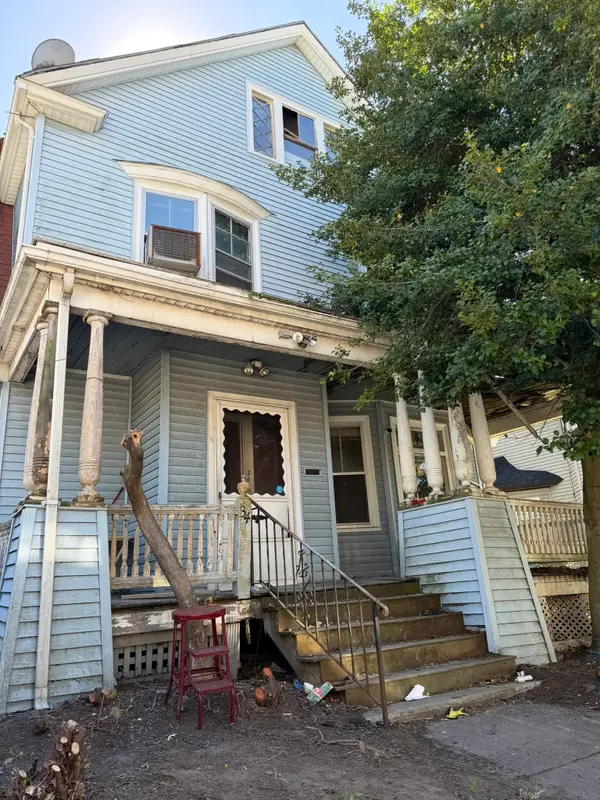 34 Rosedale St, Boston, MA 02124