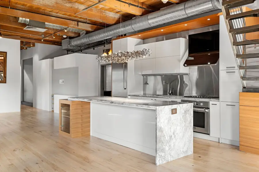 21 Wormwood St #623, Boston, MA 02210 - #2