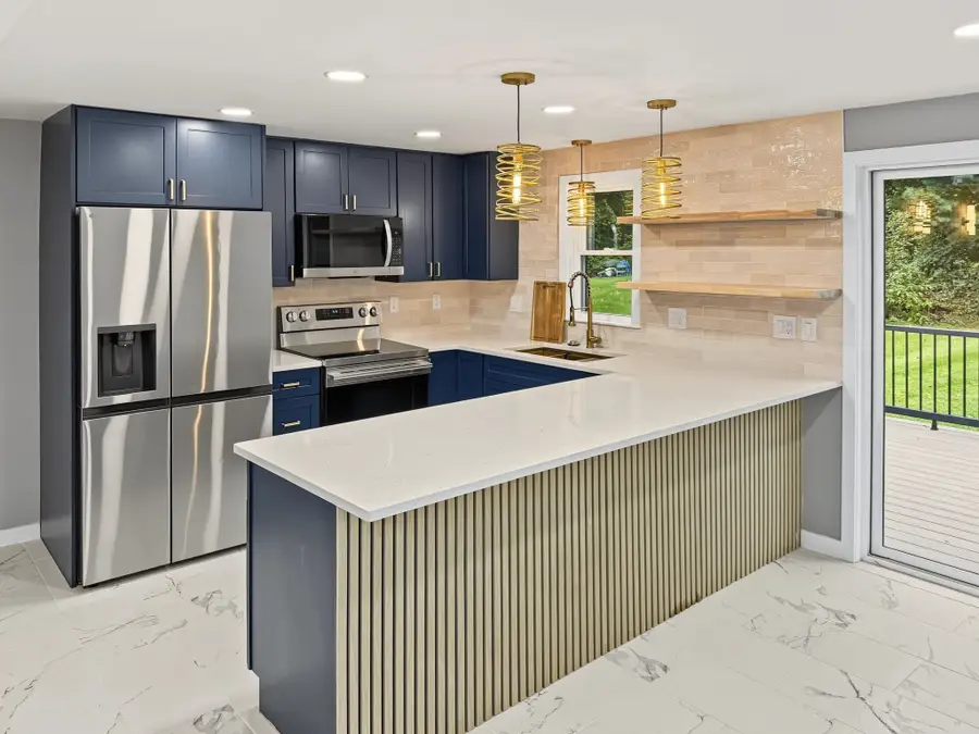 45 Leverett Rd, Amherst, MA 01002 - #3