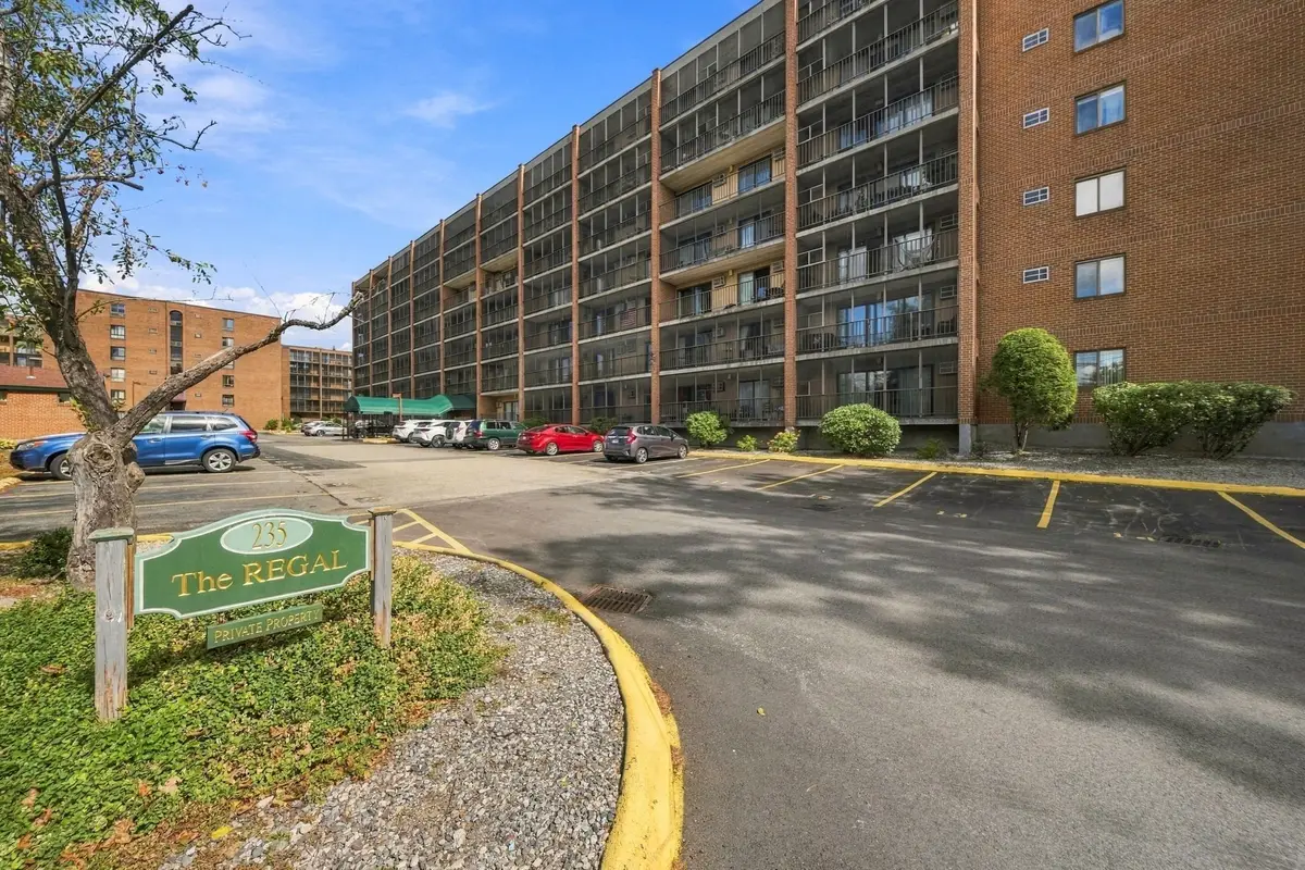 235 Winthrop St #1102, Medford, MA 02155 - #1
