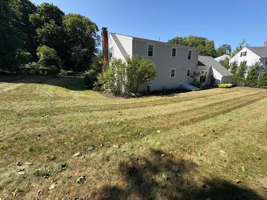 4 Home Meadows Ln, Hingham, MA 02043 - #3