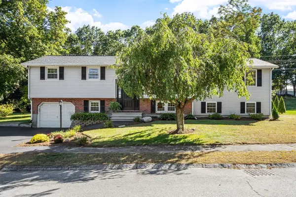 9 Dawn Drive, Chelmsford, MA 01824