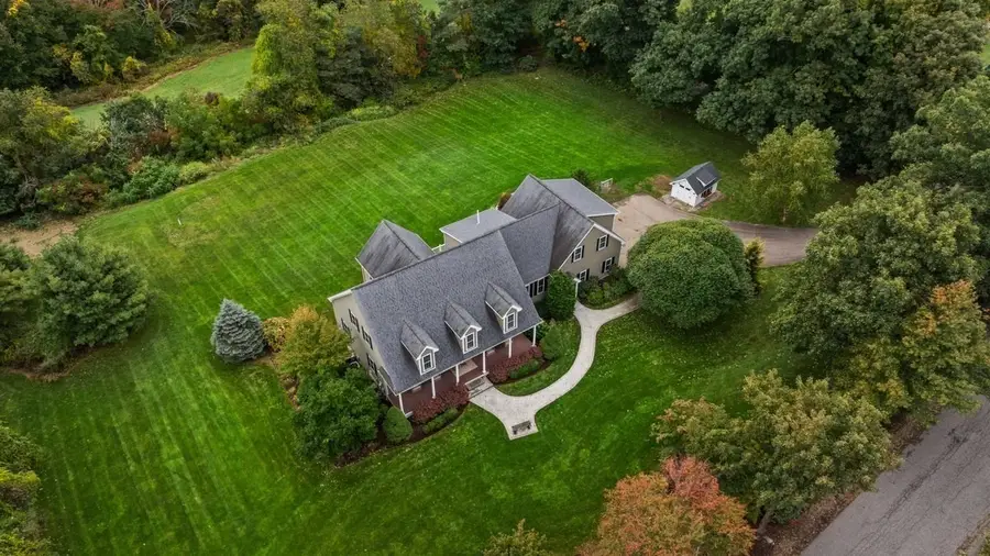 111 Paige Hill Rd, Brimfield, MA 01010 - #2