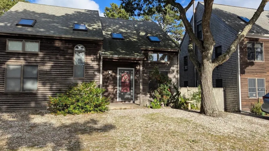 10 Seashore Park Dr #M, Provincetown, MA 02657 - #2