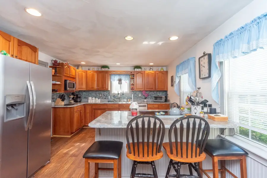 71 School St, Northborough, MA 01532 - #3