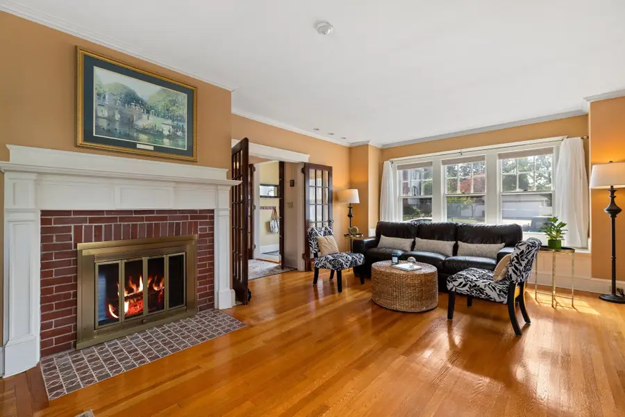 35 Waldron Rd, Braintree, MA 02184 - #3