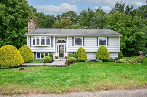 17 Vinal St, Hudson, MA 01749