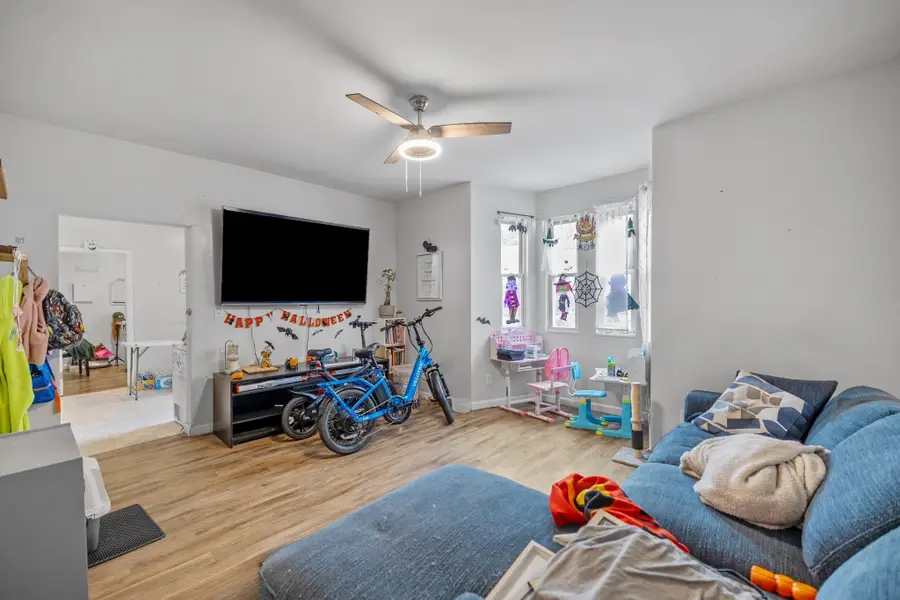 81 Liberty St, Lowell, MA 01851 - #2