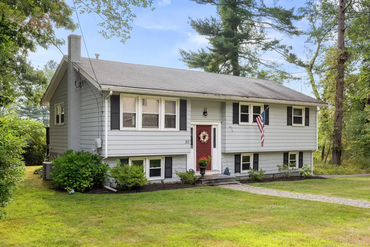 20 Robinhood Lane, Billerica, MA 01821 - #1