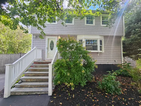 30 Pratt St, Tewksbury, MA 01876