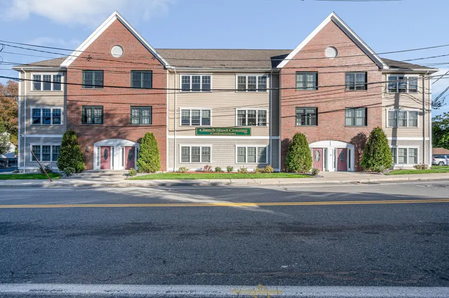 15 Church St #304, Wilmington, MA 01887 - #2