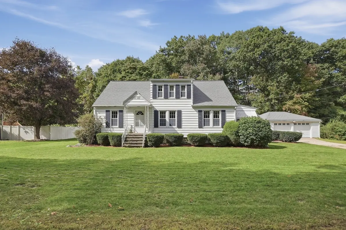 416 Rochdale St, Auburn, MA 01501 - #1