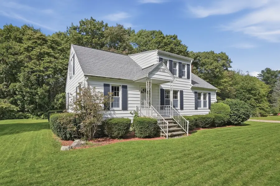 416 Rochdale St, Auburn, MA 01501 - #2