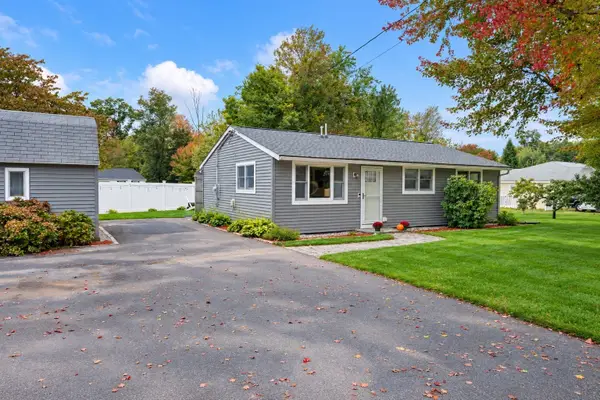 12 Kennedy Rd, Bellingham, MA 02019
