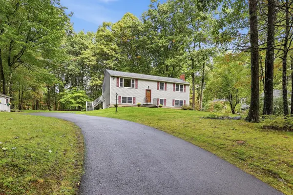 10 Beaver Brook Road, Littleton, MA 01460