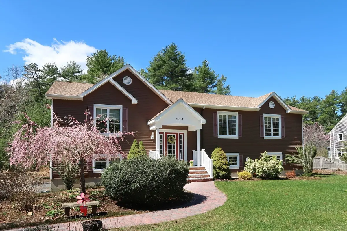868 Main St, Wareham, MA 02576 - #1