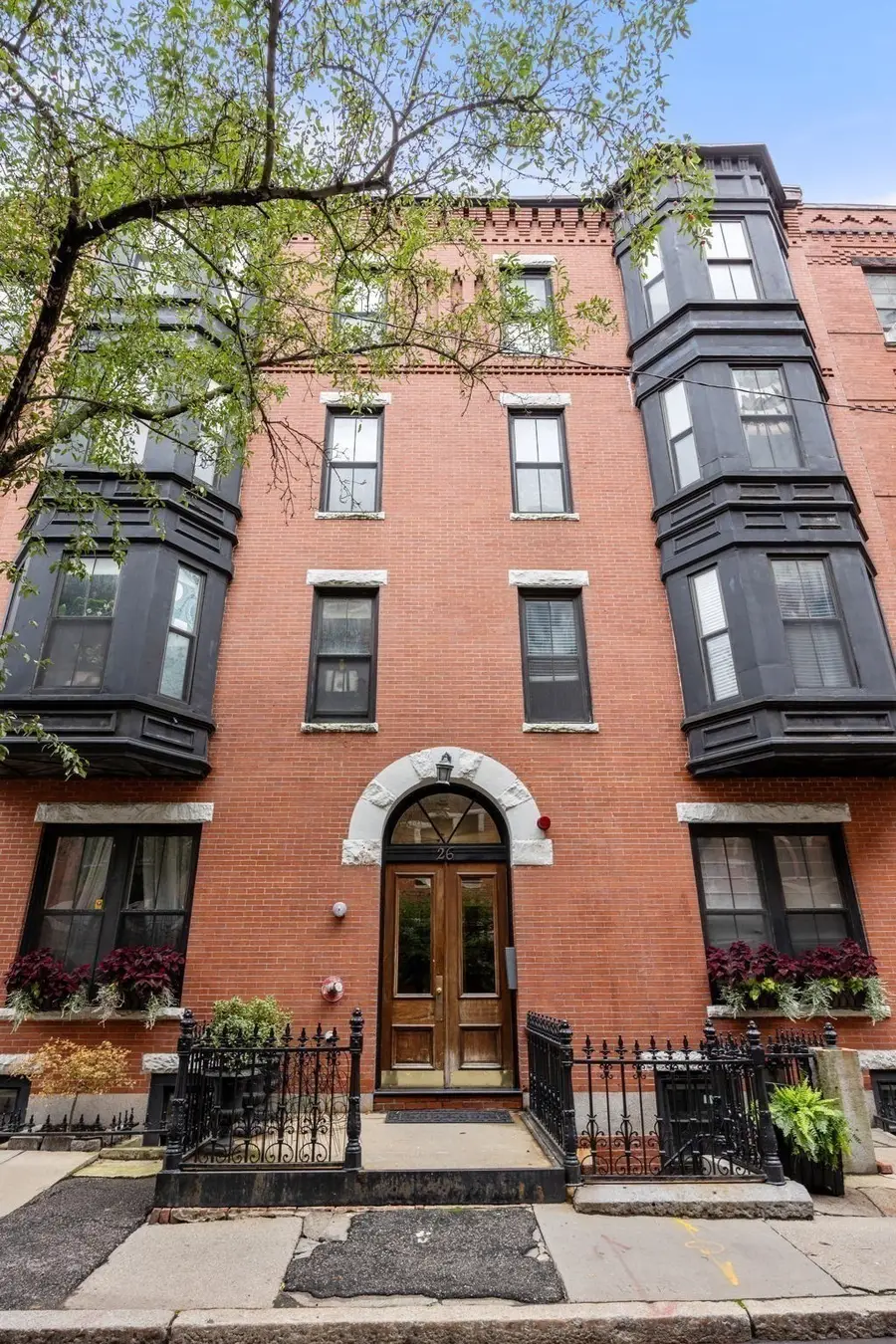 28 Isabella St #28, Boston, MA 02116 - #3