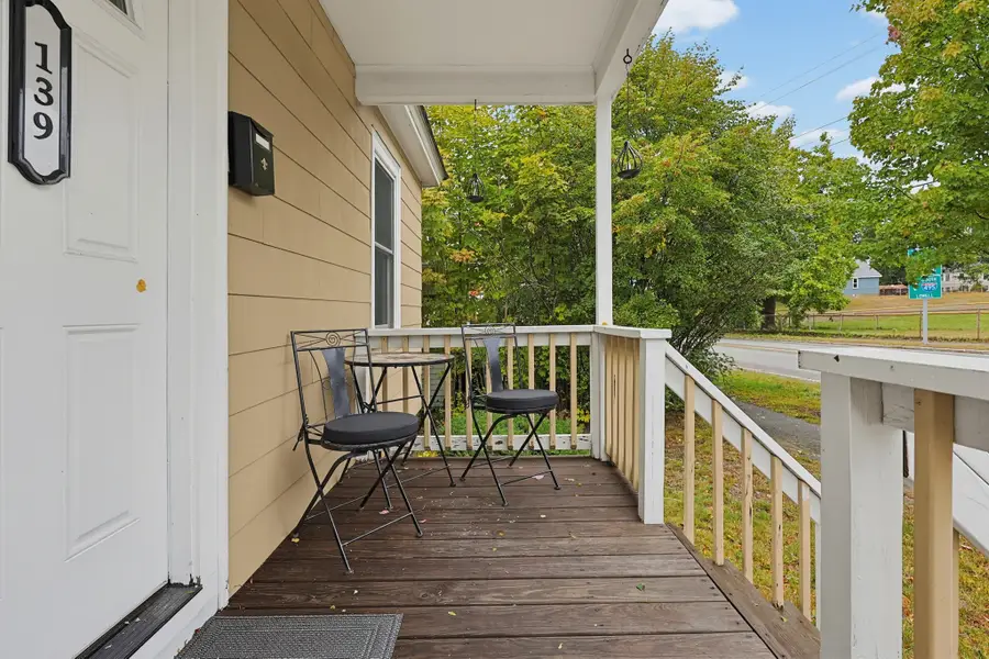 139 Massachusetts Ave, North Andover, MA 01845 - #3