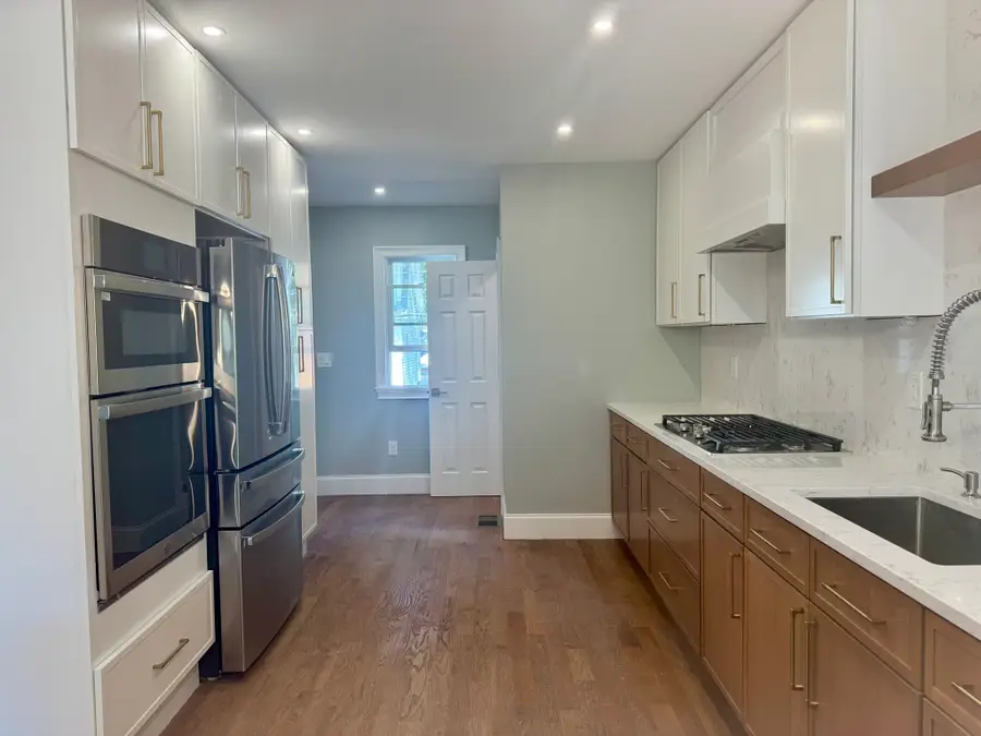 12 Bronx Rd, Boston, MA 02132 - #3