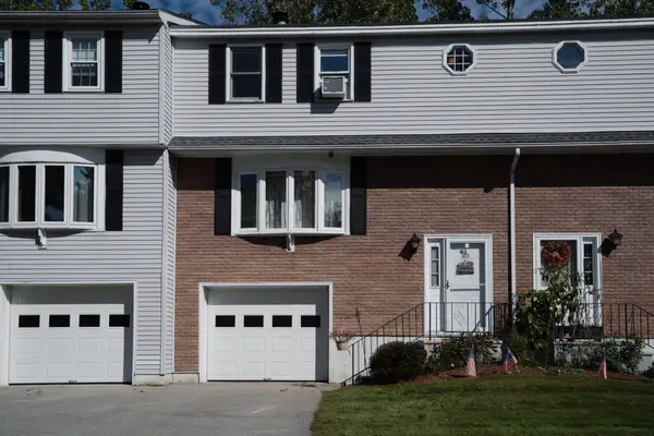 63 Plantation Rd #63, Oxford, MA 01540