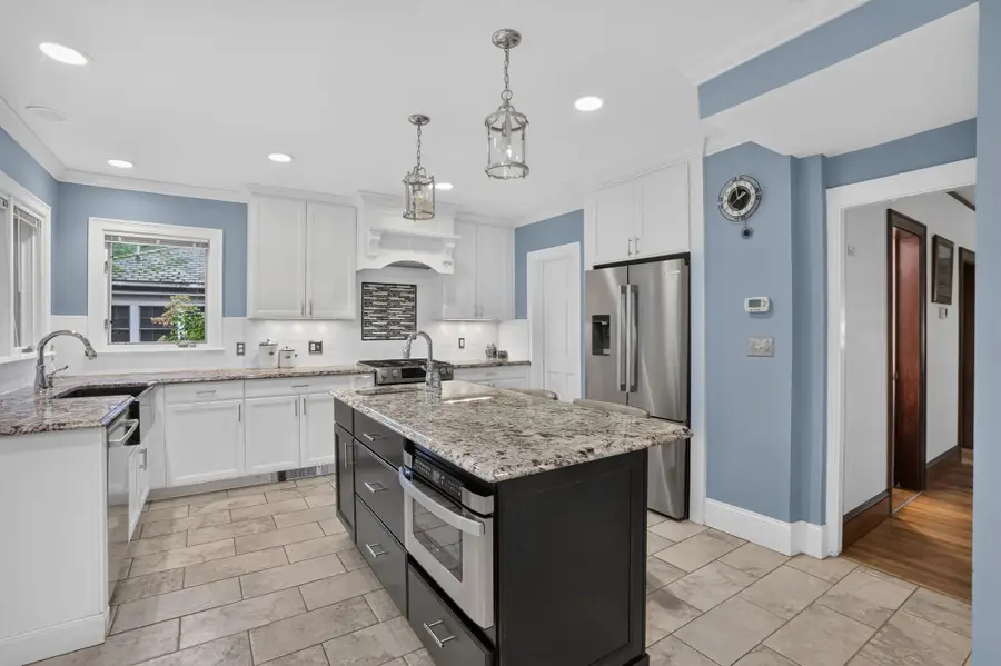 14 Houston St, Boston, MA 02132 - #2
