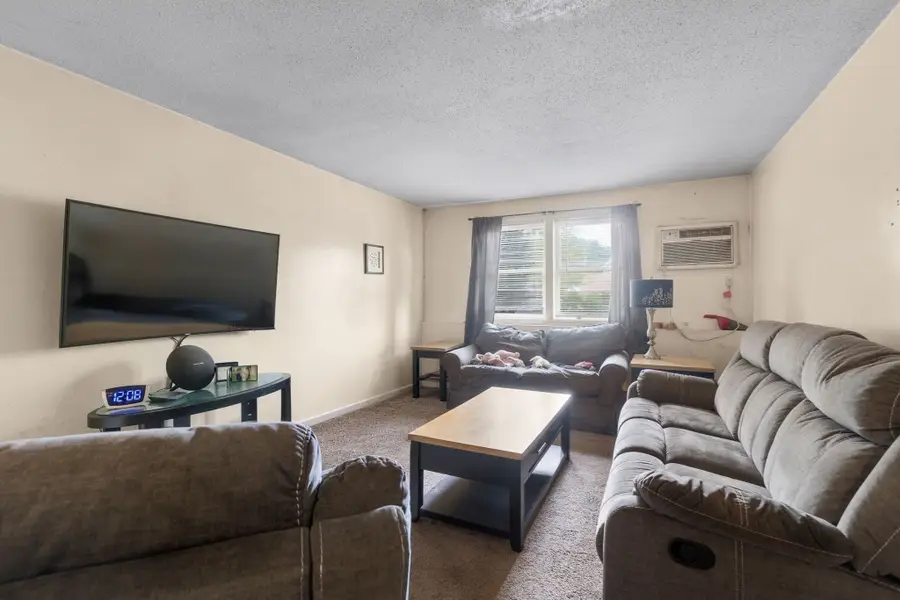365 Washington St #3, Norwood, MA 02062 - #2
