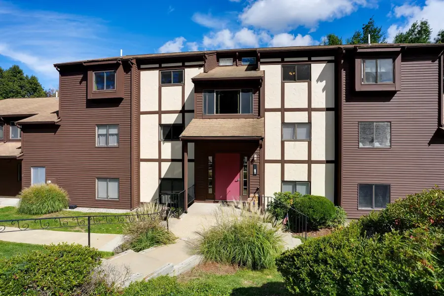 64 Highwood Dr #64, Franklin, MA 02038 - #2